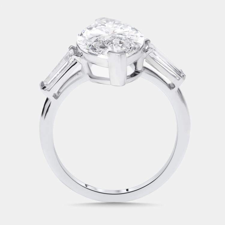 Pre Owned 5.9 cts Marquise, Trapezoid Lab Grown Diamonds 18k White Gold Ring Size 52