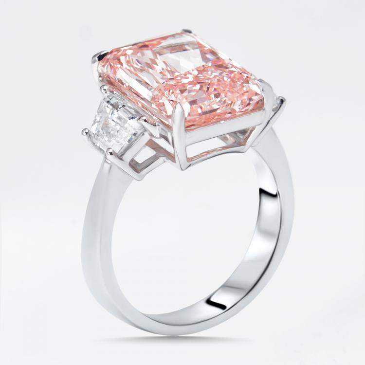 Pre Owned 8.1 cts Pink Radiant, Trapazoid Lab Grown Diamonds 18k White Gold Ring Size 52