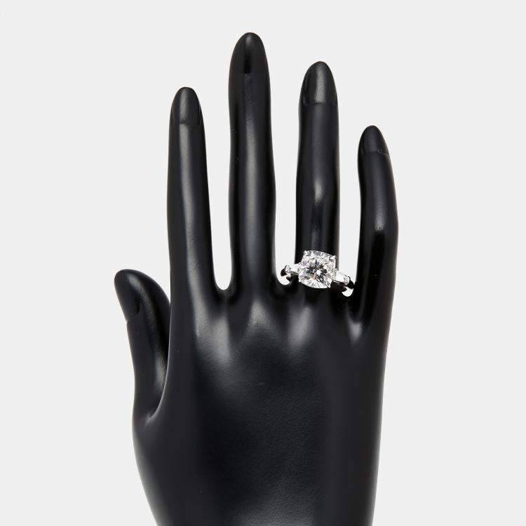 Pre Owned 5.5 cts Cushion, Trapezoid Lab Grown Diamonds 18k White Gold Ring Size 53