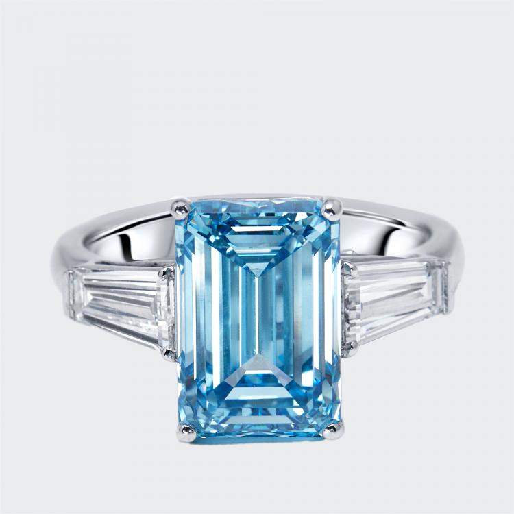 Pre Owned 5.8 cts Vivid Blue Emerald Cut, Trapezoid Lab Grown Diamonds 18k White Gold Ring Size 53
