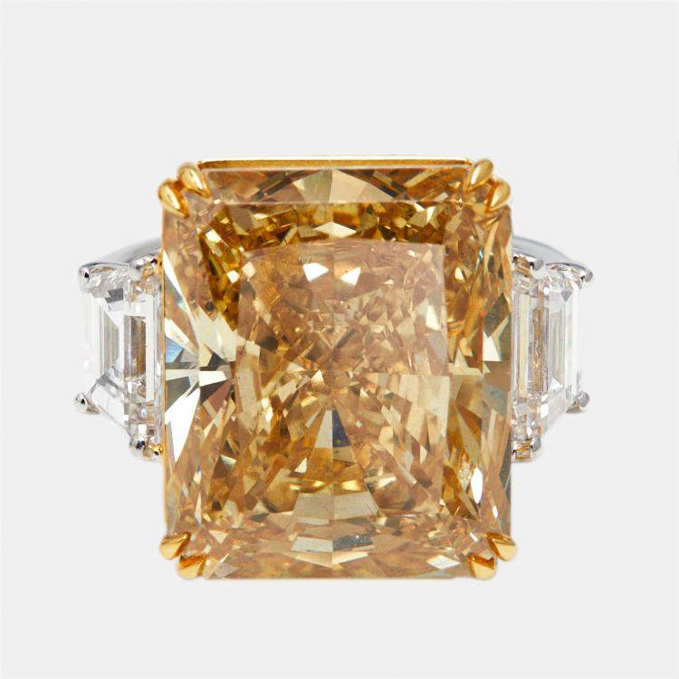 Pre Owned 20.86 cts Yellow Radiant, Trapazoid Lab Grown Diamonds 18k Two Tone Gold Ring Size 55