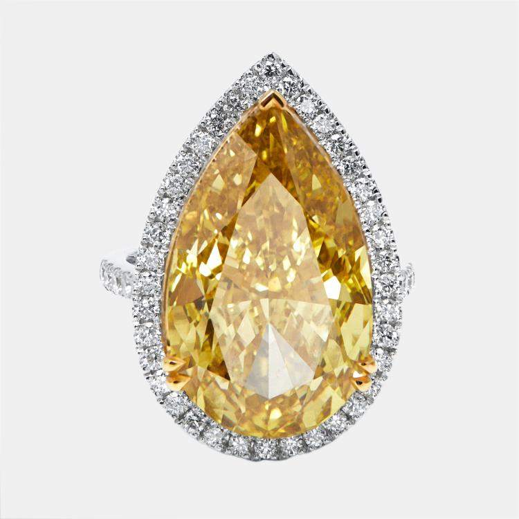 Pre Owned 16.5 cts Fancy Yellow Pear, Round Lab Grown Diamonds 18k Two Tone Gold Ring Size 55