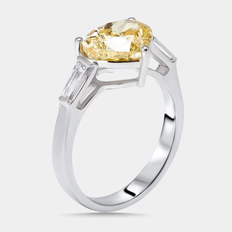 Pre Owned 3.4 cts Fancy Yellow Heart, Trapezoid Lab Grown Diamonds 18k White Gold Ring Size 52