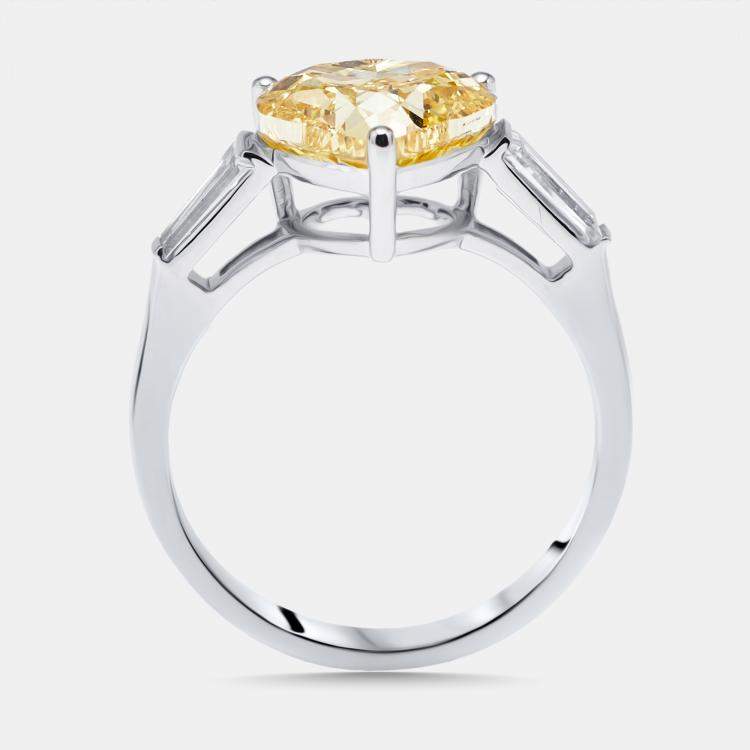 Pre Owned 3.4 cts Fancy Yellow Heart, Trapezoid Lab Grown Diamonds 18k White Gold Ring Size 52