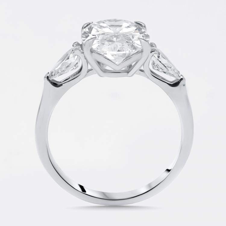 Pre Owned 4.75 cts Oval Lab Grown Diamond 18K White Gold Ring Size 54