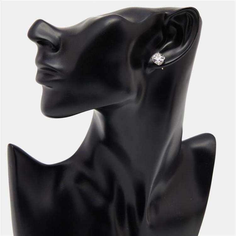 مملوكة مسبقًا 4.04 cts Round Cur Lab Grown Diamond 18K White Gold Push Back Earring