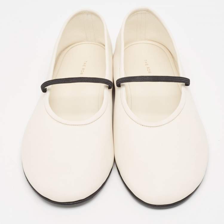Pre Owned The Row Off White Leather Elastic Ballet Flats Size 35.5