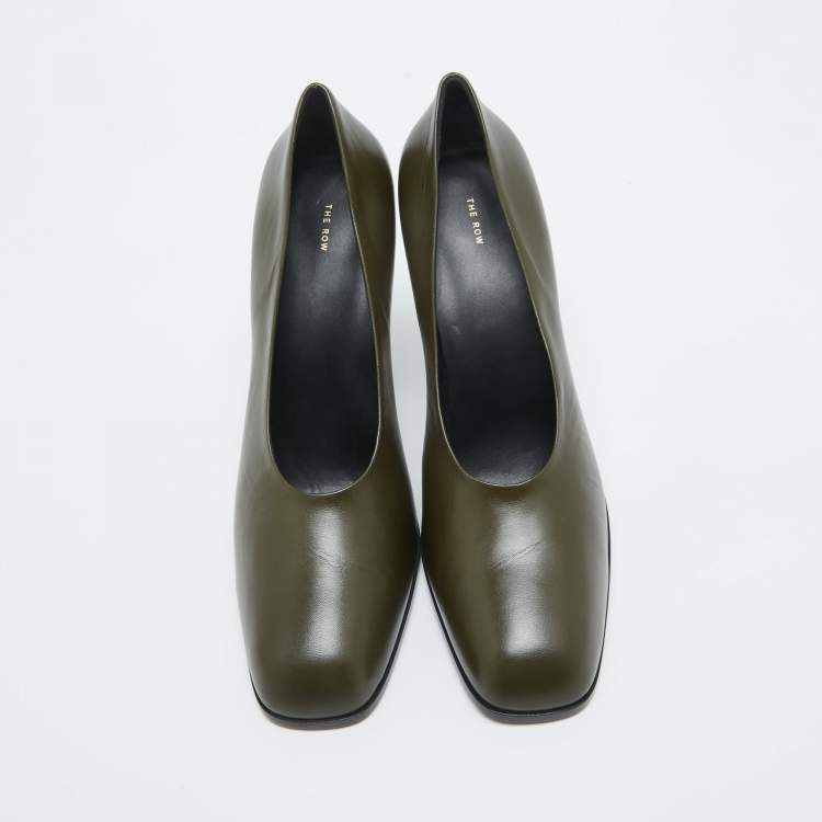 Pre Owned The Row Green  Leather Round Toe Pumps Size 41