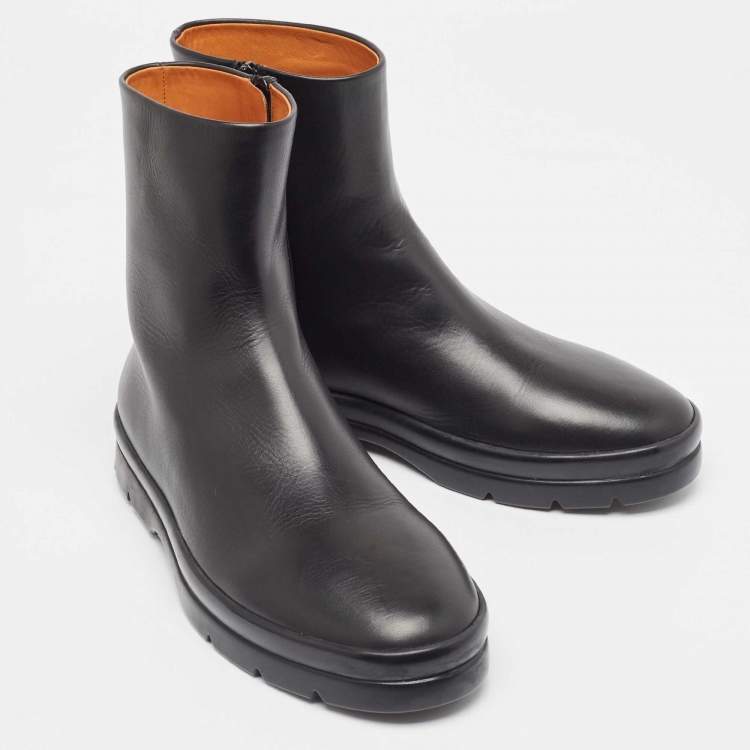 Pre Owned The Row Black Leather Boris Ankle Boots Size 40
