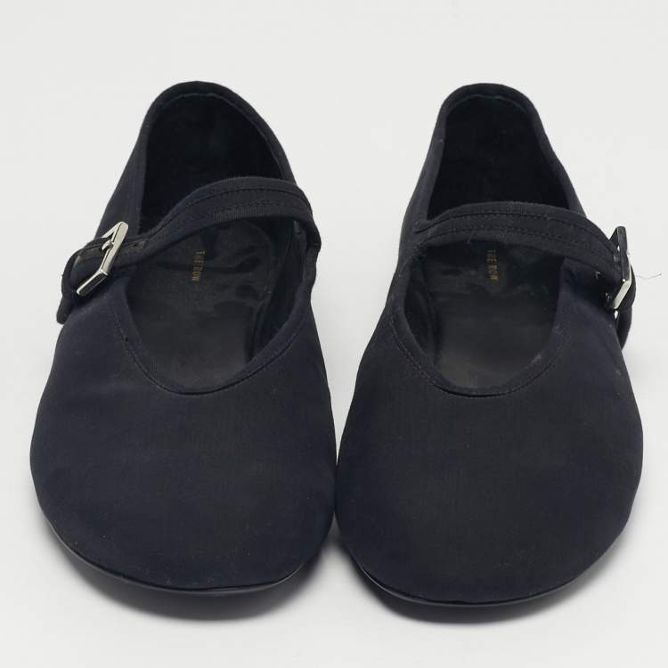 Pre Owned The Row Beige Fabric MJ Ballet Flats Size 40