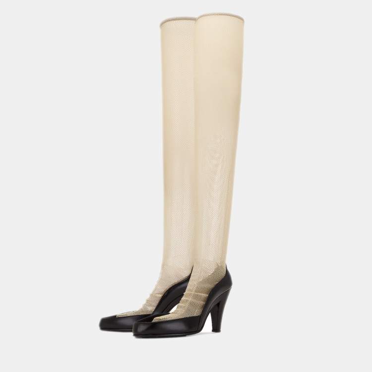 مملوكة مسبقًا The Row Black/Beige Leather and Mesh Sock Pumps Size 40