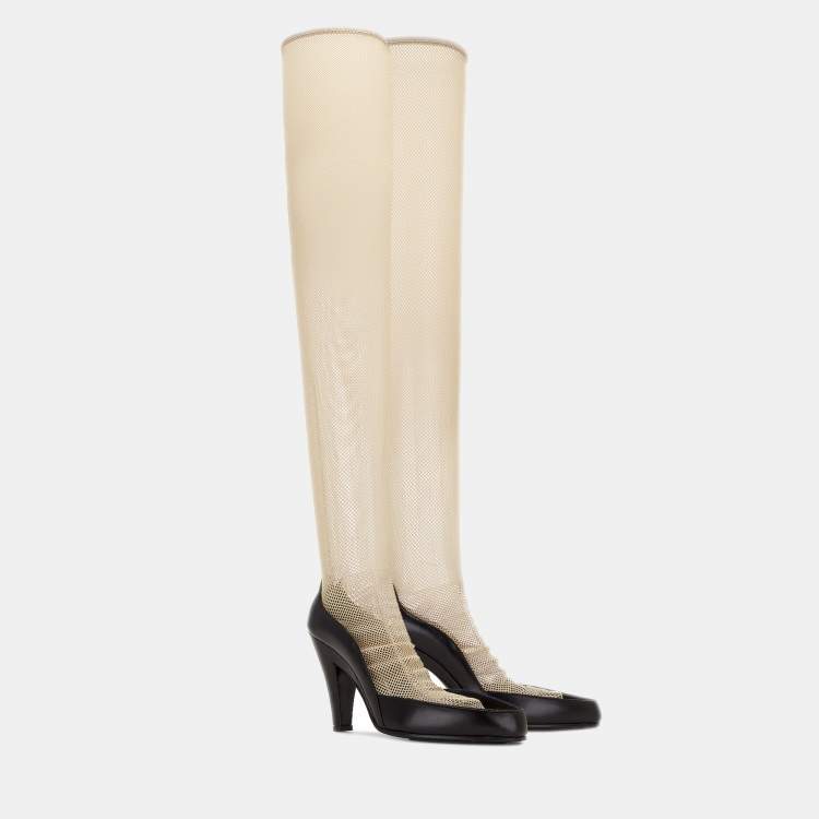 مملوكة مسبقًا The Row Black/Beige Leather and Mesh Sock Pumps Size 40