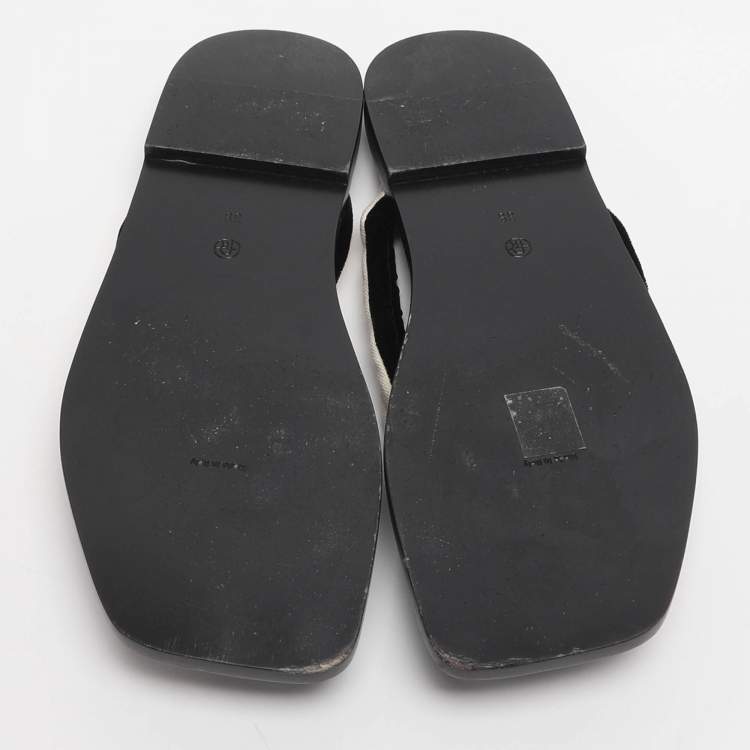 Pre Owned The Row Swan Size 39 White/Black Canvas Thong Flats