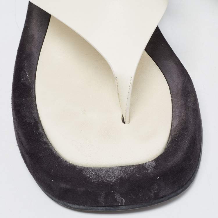 Pre Owned The Row White /Black Leather and Suede Ginza Thong  Flats Size 39