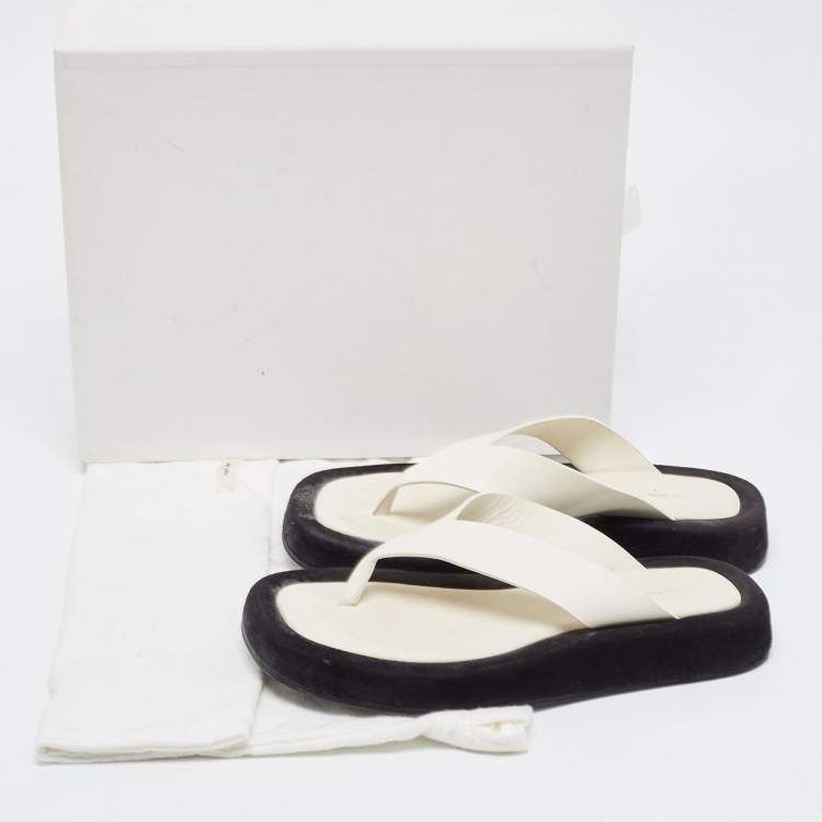 Pre Owned The Row White /Black Leather and Suede Ginza Thong  Flats Size 39