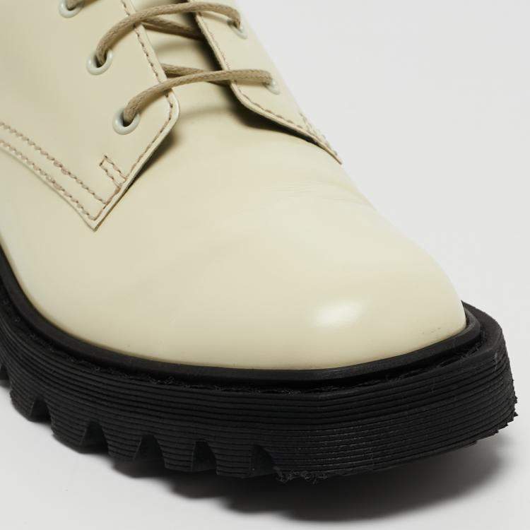Pre Owned The Row Cream Leather Ranger Derby Size 35.5