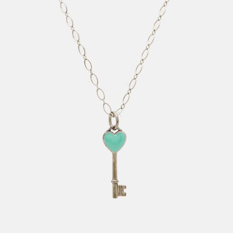 Pre Owned Tiffany & Co. Blue Enamel Heart Key Silver Pendant Oval Chain Link Necklace 