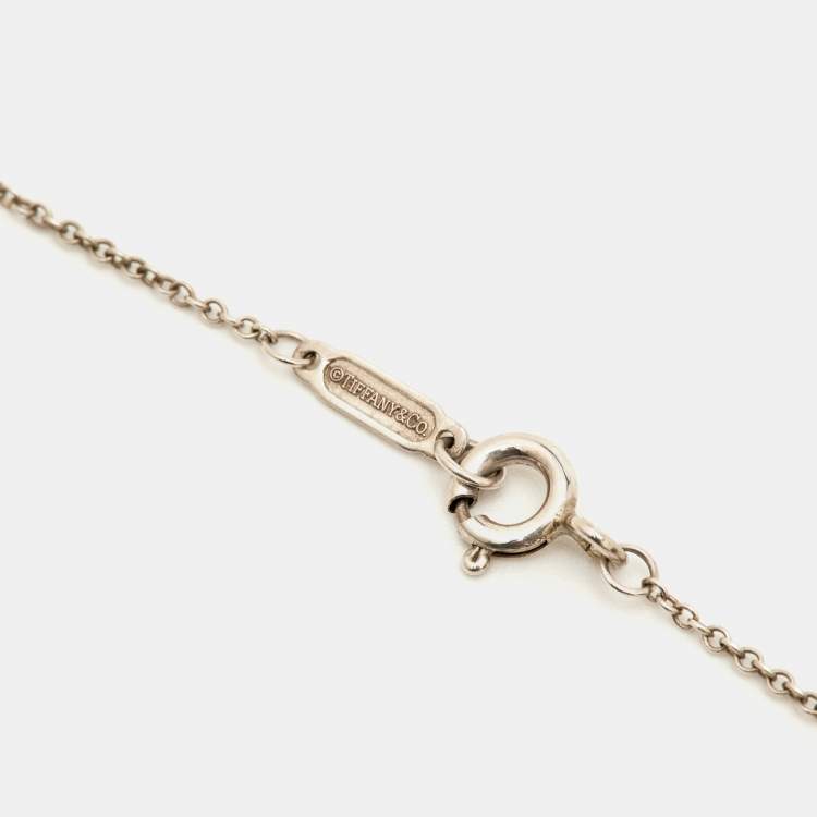 Pre Owned Tiffany & Co. Ziegfeld Collection Cultured Pearl Onyx Silver 925 Daisy Pendant Necklace