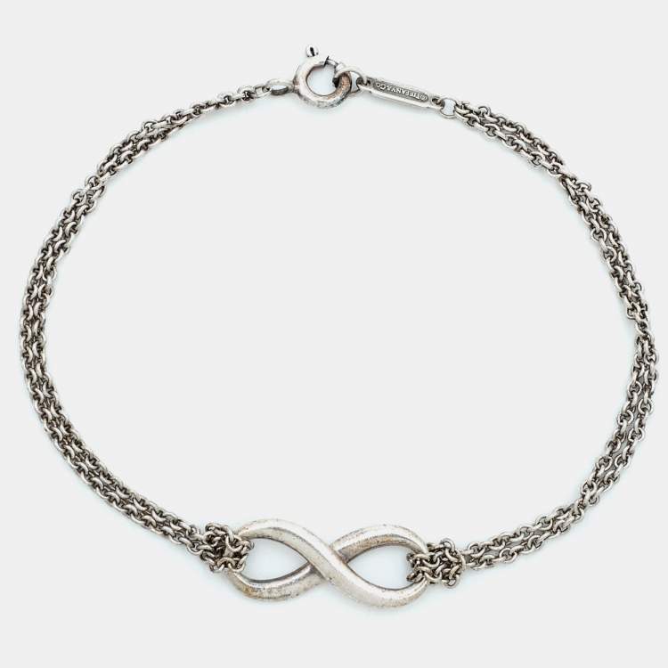 مملوكة مسبقًا Tiffany & Co. Infinity Sterling Silver Bracelet