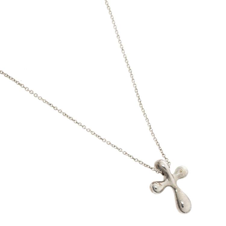 Pre Owned Tiffany & Co. Elsa Peretti Cross Silver Pendant Necklace