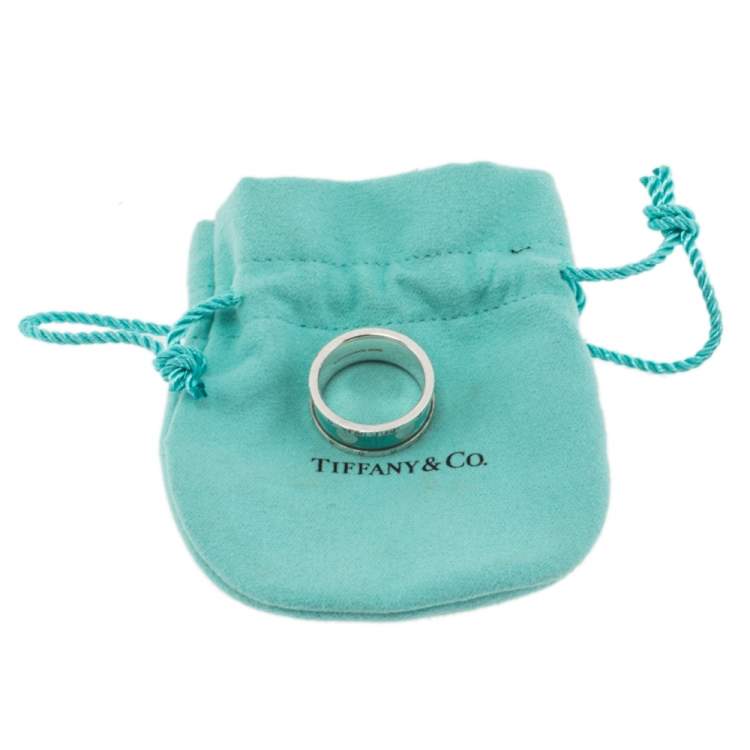 Pre Owned Tiffany & Co. Return to Tiffany Enamel Love Heart Silver Ring Size 56