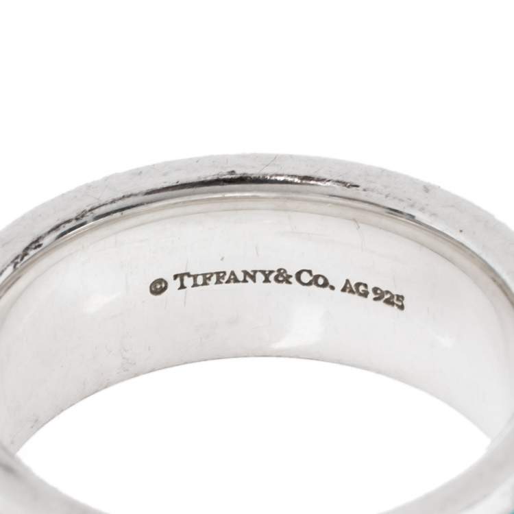 Pre Owned Tiffany & Co. Return to Tiffany Enamel Love Heart Silver Ring Size 56