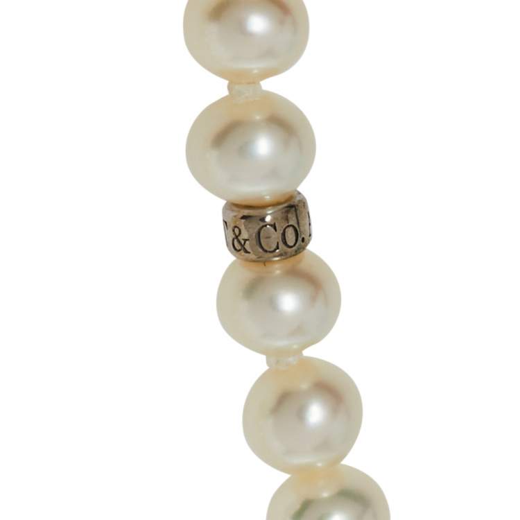 Pre Owned Tiffany & Co. Cream Pearl Sterling Silver Long Necklace