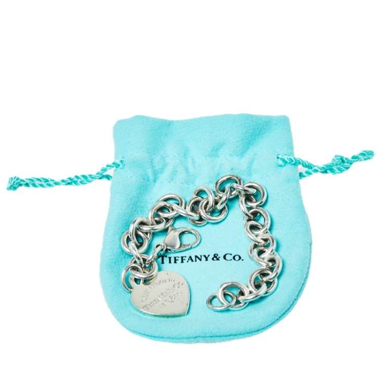 Pre Owned Tiffany & Co. Return to Tiffany Heart Tag Sterling Silver Charm Bracelet 