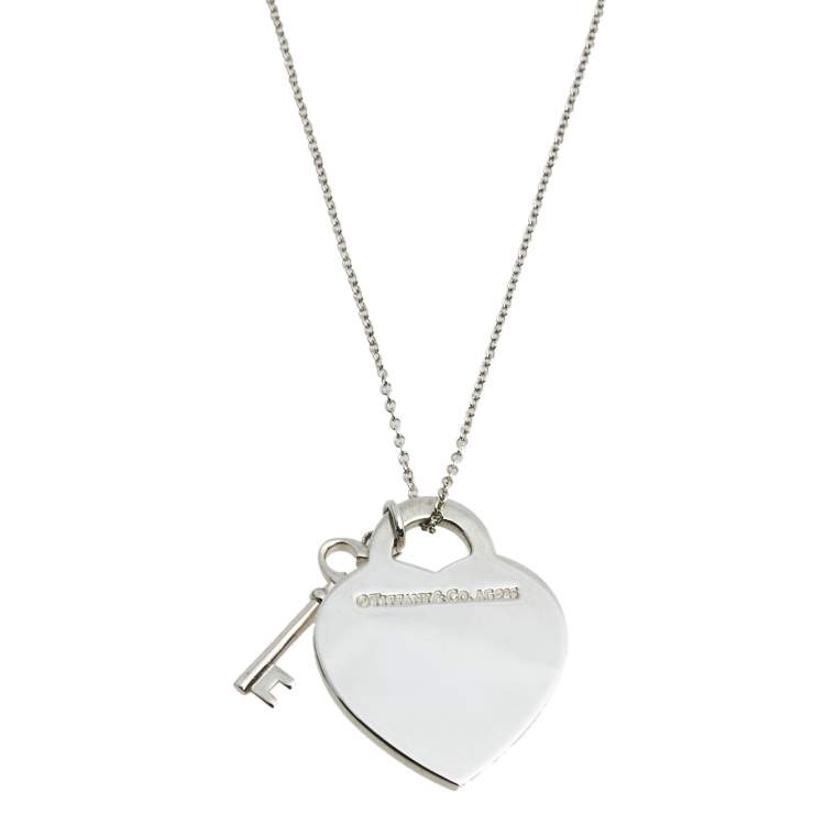 Pre Owned Tiffany & Co. Return To Tiffany Sterling Silver Heart Tag Key Pendant Necklace 
