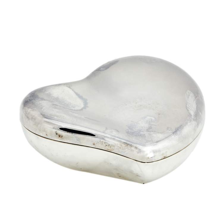Pre Owned Tiffany & Co. Elsa Peretti Silver Heart Box