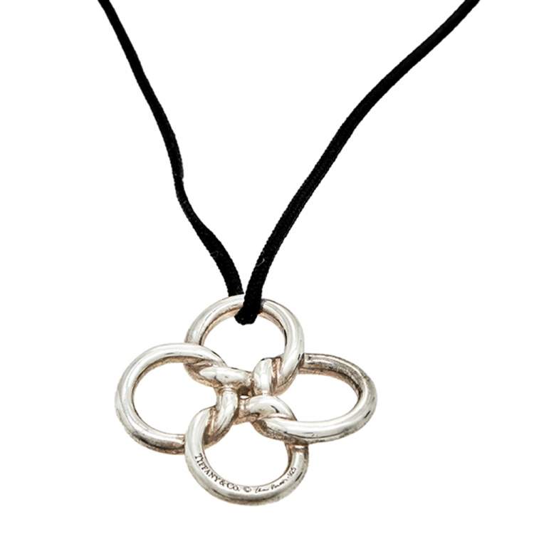 Pre Owned Tiffany & Co. Elsa Peretti Quadrifoglio Motif Silver 925 Pendant 