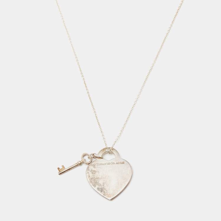 Pre Owned Tiffany & Co. Return To Tiffany Heart Tag with Key Silver Pendant Necklace