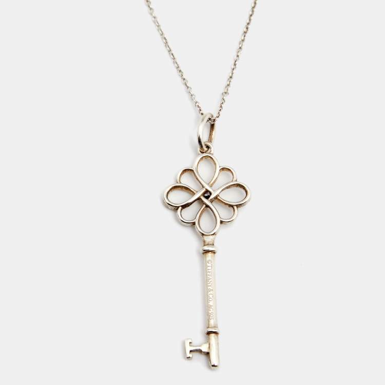 Pre Owned Tiffany & Co. Tiffany Keys Open Knot Key Diamond Silver Pendant Necklace