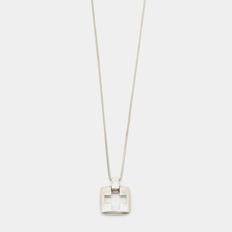 مملوكة مسبقًا Tiffany & Co. Cross Sterling Silver Pendant Necklace