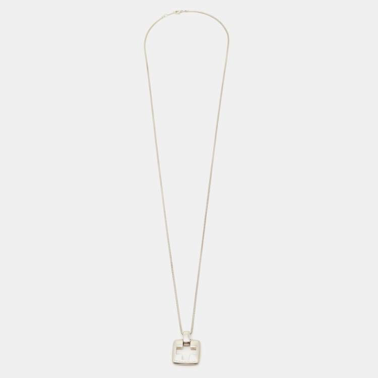 مملوكة مسبقًا Tiffany & Co. Cross Sterling Silver Pendant Necklace