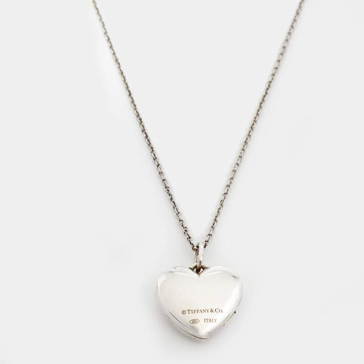 Pre Owned Tiffany & Co. Tiffany Heart Sterling Silver Pendant Necklace