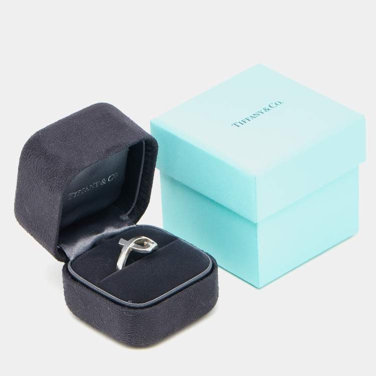 Pre Owned Tiffany & Co. Paloma Picasso Loving Heart Silver Ring Size 53