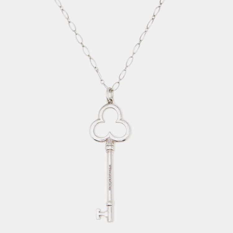 Pre Owned  Tiffany & Co. Trefoil Key Sterling Silver Oval Link Chain Necklace