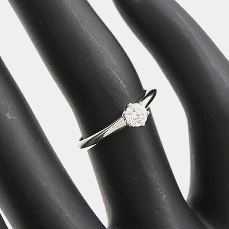 Pre Owned Tiffany & Co. Platinum and Diamond Solitaire Ring EU 48