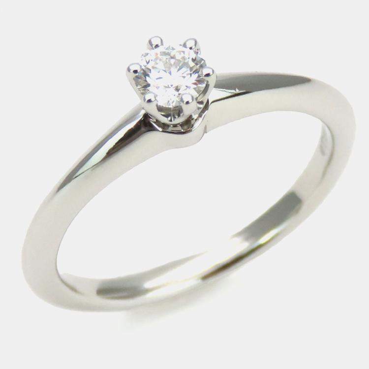 Pre Owned Tiffany & Co. Platinum and Diamond Solitaire Ring EU 49