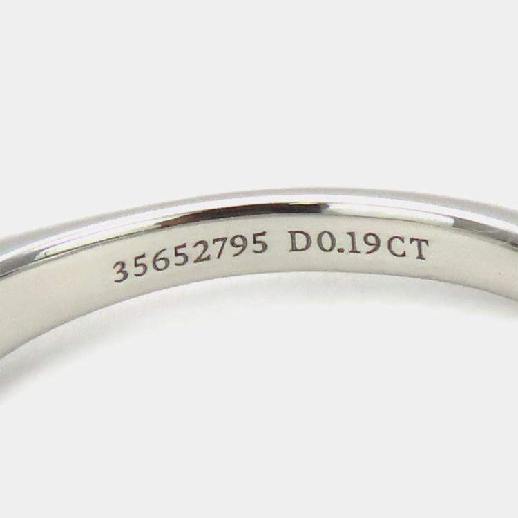 Pre Owned Tiffany & Co. Platinum and Diamond Solitaire Ring EU 49