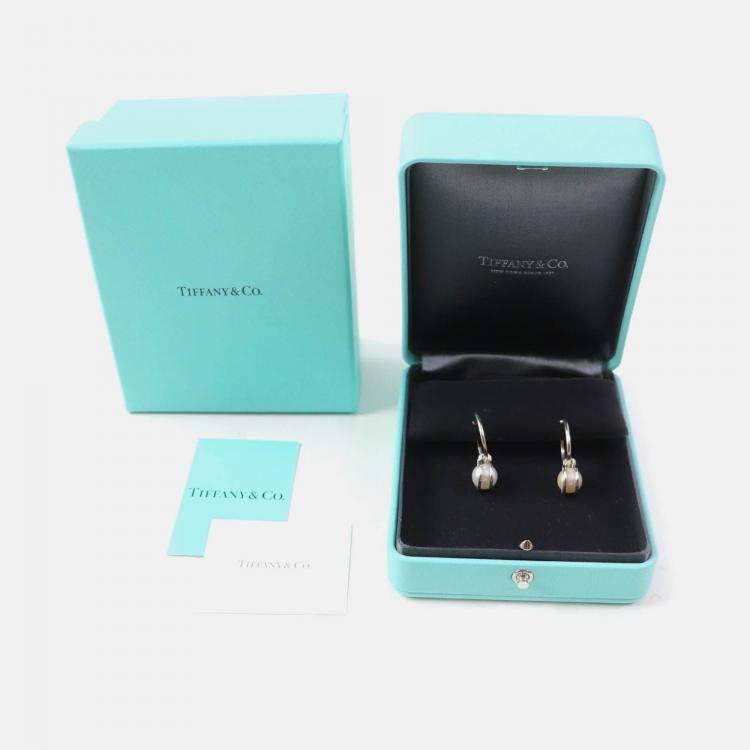 Pre Owned Tiffany & Co Pearl Hoop Earrings Sv925 Silver Silver Metal