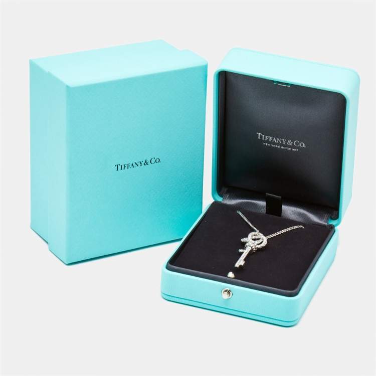 Pre Owned Tiffany & Co. Medium Knot Diamond Platinum Pendant Necklace