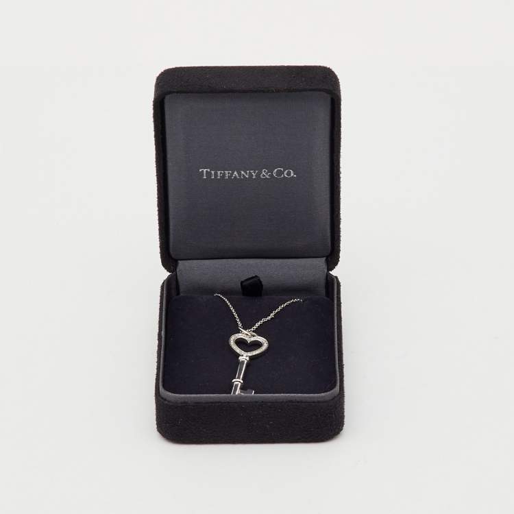 Pre Owned Tiffany & Co. Tiffany Keys Diamond 18K White Gold Heart Key Pendant Necklace