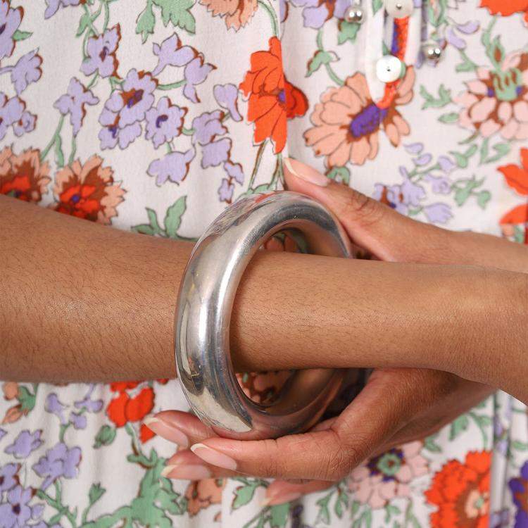 Pre Owned Tiffany & Co. By Elsa Peretti Sterling Silver Bold Doughnut Bangle