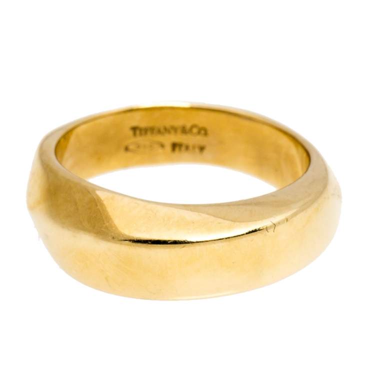 Pre Owned Tiffany & Co. Textured 18K Yellow Gold Band Ring Size 49