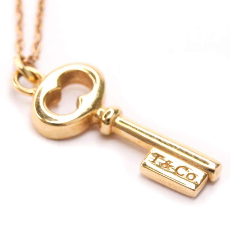 Pre Owned Tiffany & Co. Vintage Oval Key 18K Rose Gold Necklace 