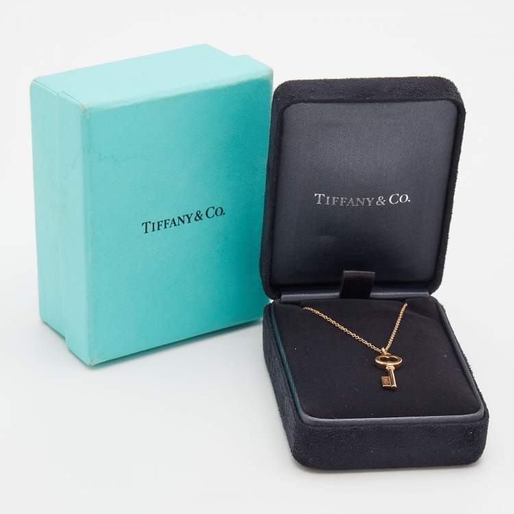 Pre Owned Tiffany & Co. Mini Oval Key 18k Rose Gold Pendant Necklace