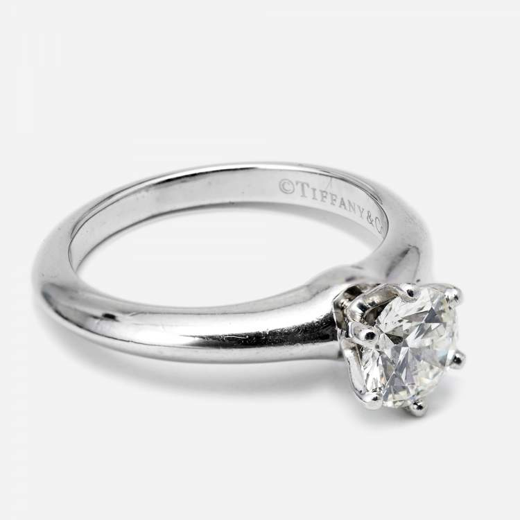 Pre Owned Tiffany & Co. The Tiffany® Setting Diamond 0.70 ct Platinum Solitaire Engagement Ring Size 47