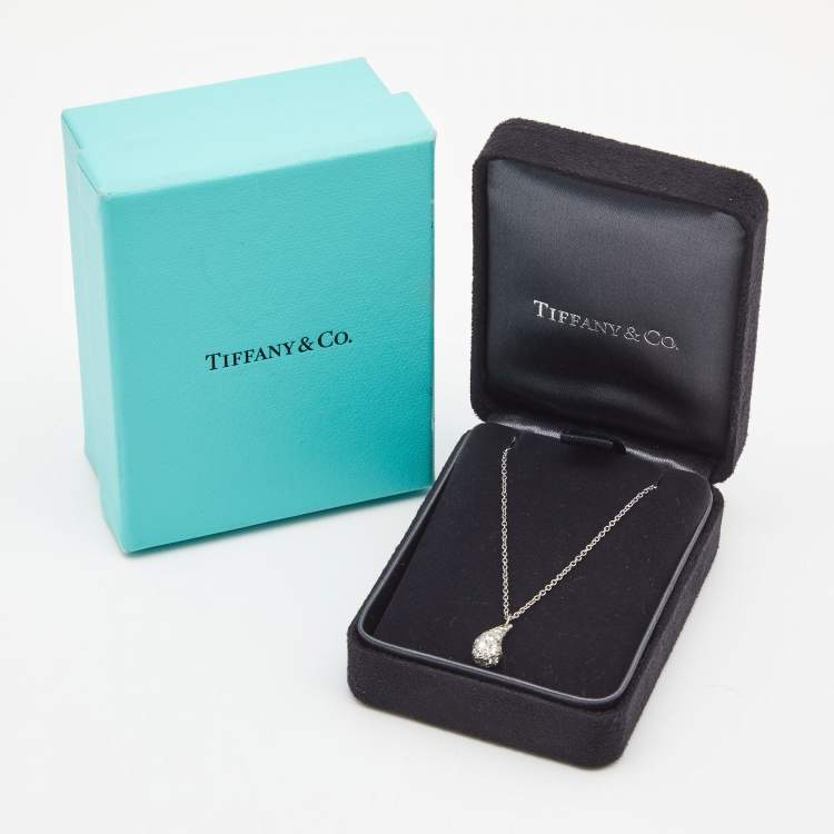 Pre Owned Tiffany & Co. Elsa Peretti Teardrop Diamond Platinum Pendant Necklace
